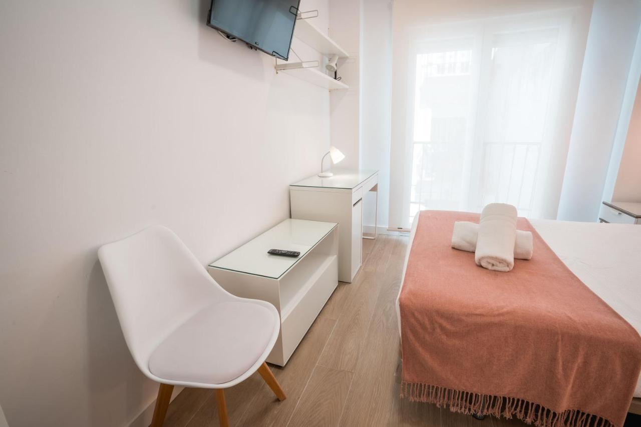 Qh Agua De Cartuja Apartment Granada Luaran gambar